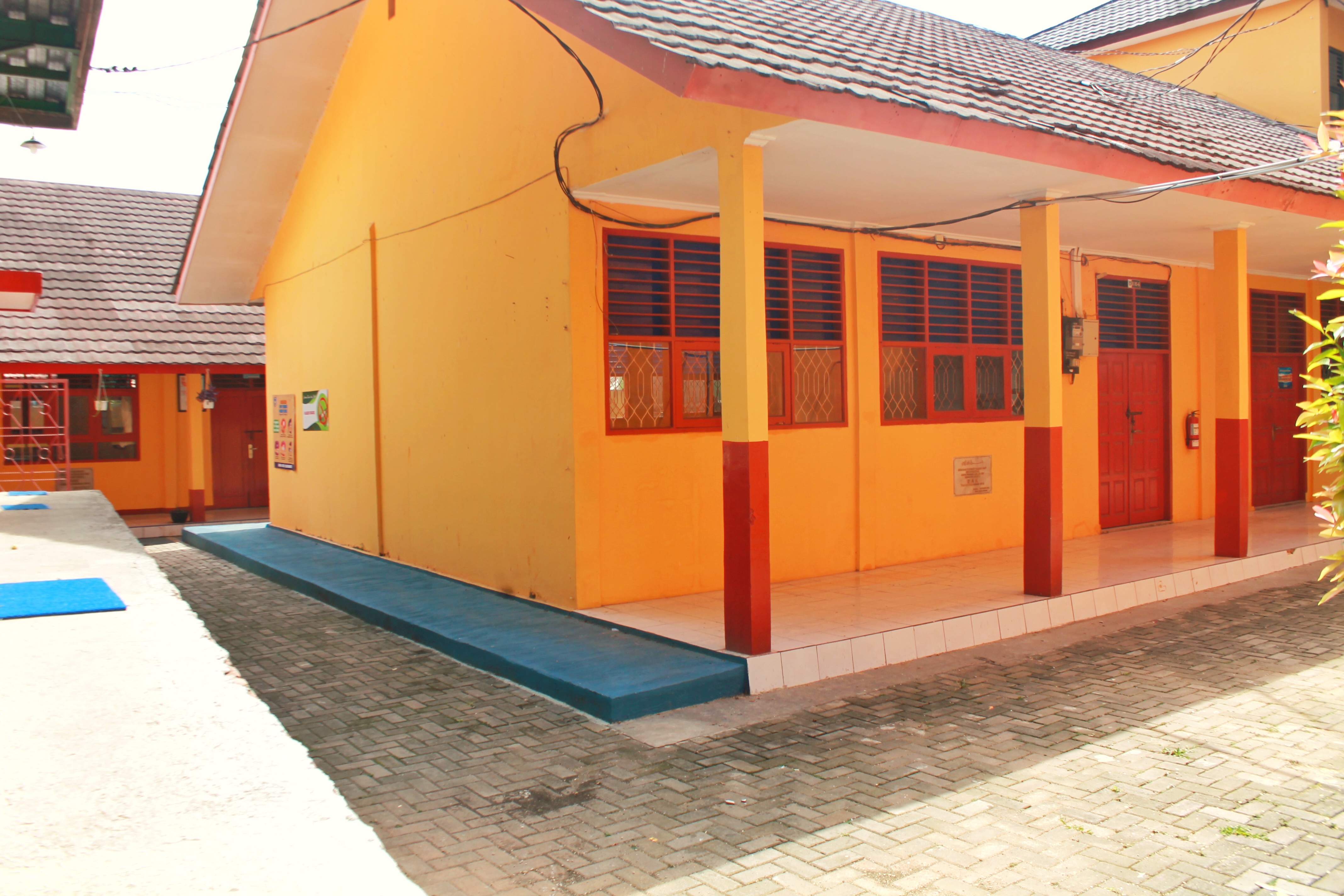 Gedung E Sekolah
